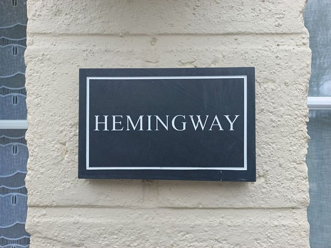 meuble-hemingway-sainte-marie-du-mont-2