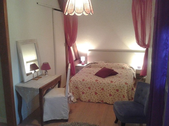 chambre-hotes-st-quentin-sur-le-homme-les-vallees-1