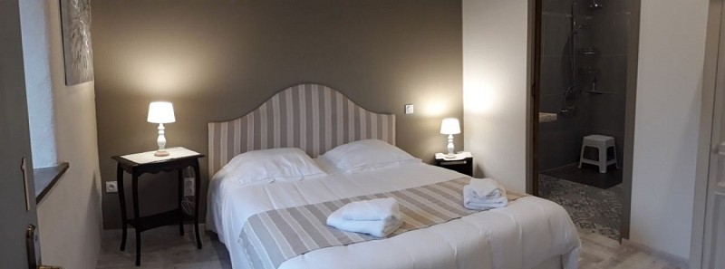 la-lucerne-d-outremer-gite-de-la-vieille-maison-01