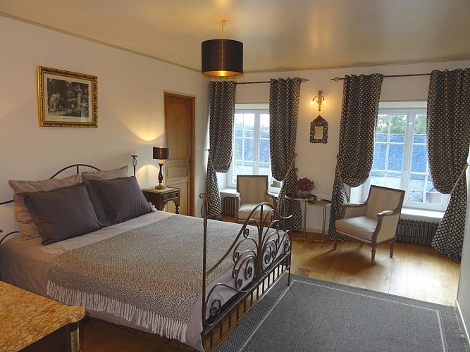 Valognes-meublé-le-manoir-de-savigny-05