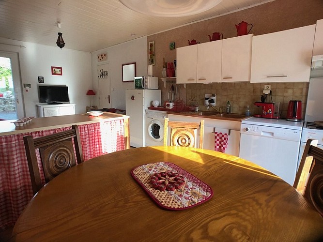 saint-laurent-de-terregatte-meuble-de-tourisme-les-coquelicots (5)