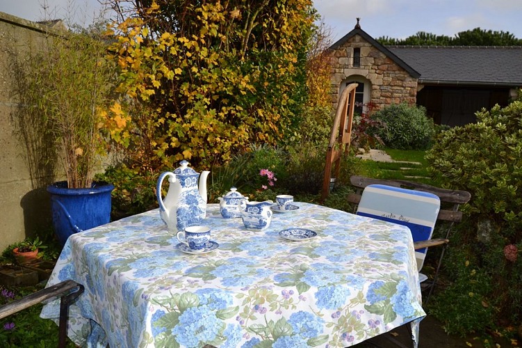 Barfleur-le-doledec-la-maison-bleue-08