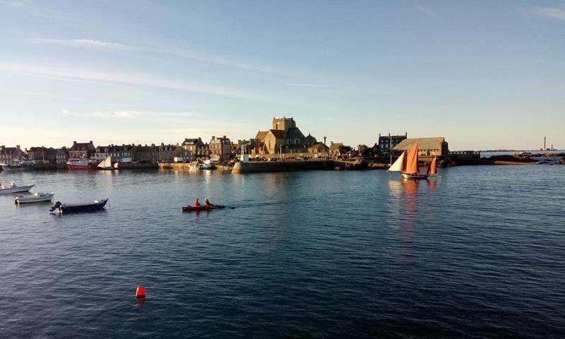 Barfleur-le-doledec-la-maison-bleue-03