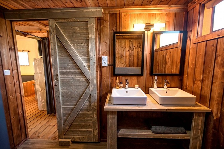 maupertus-sur-mer-glamping-lodge-7