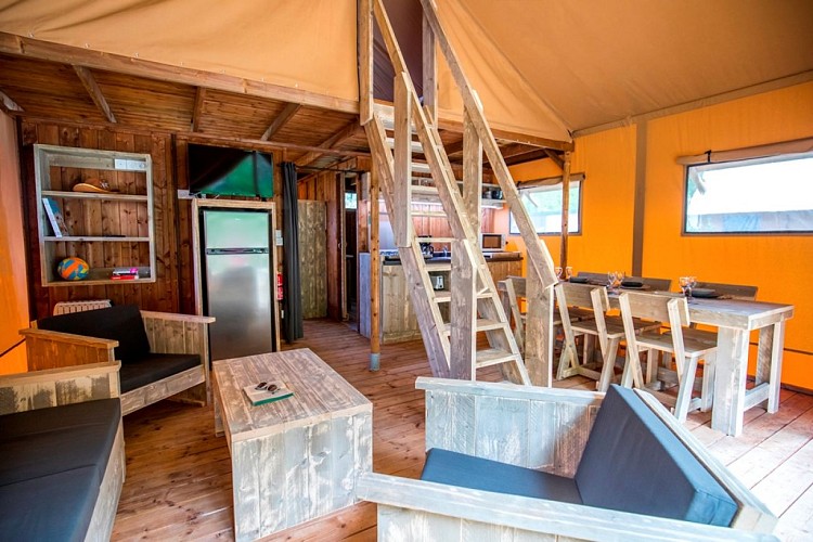 maupertus-sur-mer-glamping-lodge-3