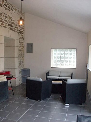 sainte-colombe-meuble-pommeret-2pers-1