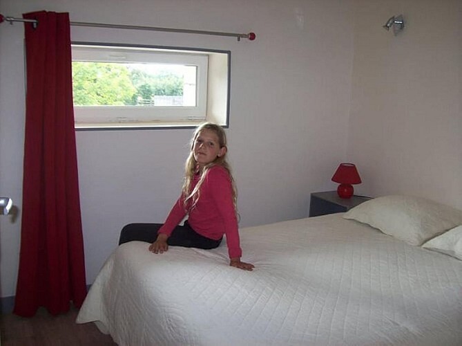 sainte-colombe-meuble-pommeret-4pers-4