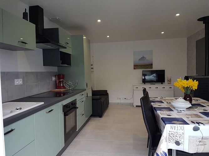 bricqueville-sur-mer-meuble-la-bergerie-2