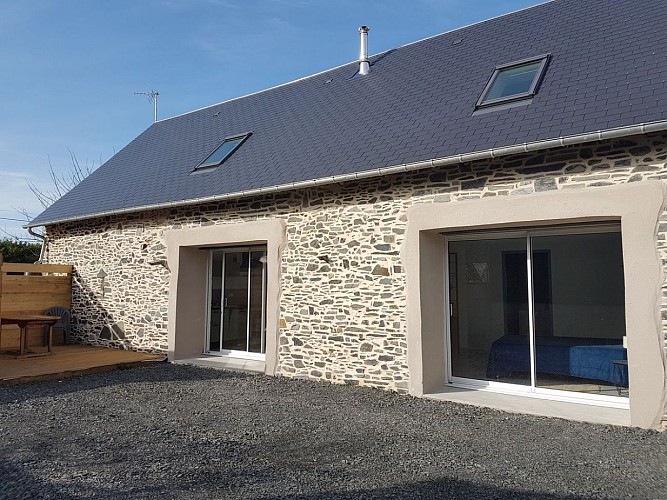 bricqueville-sur-mer-meuble-la-bergerie-1