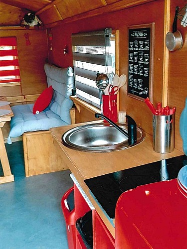 La roulotte de germaine-int-4