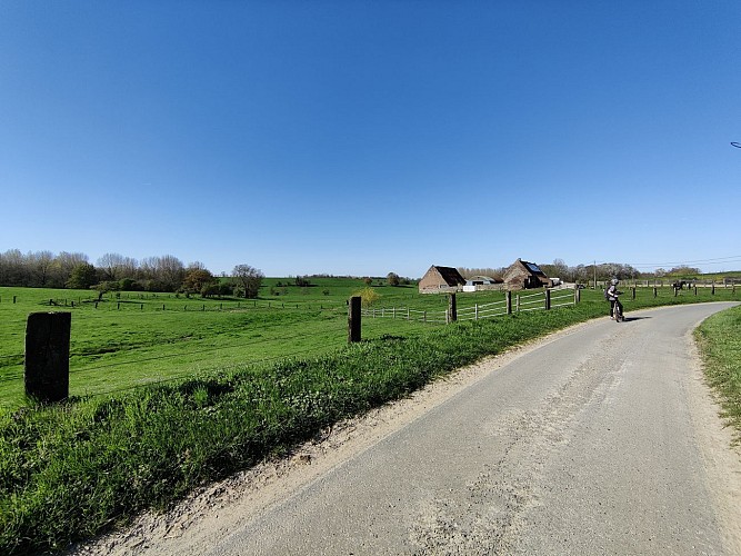 Paysage de la ferme de la Basse-Cense ( Neuve Cour)