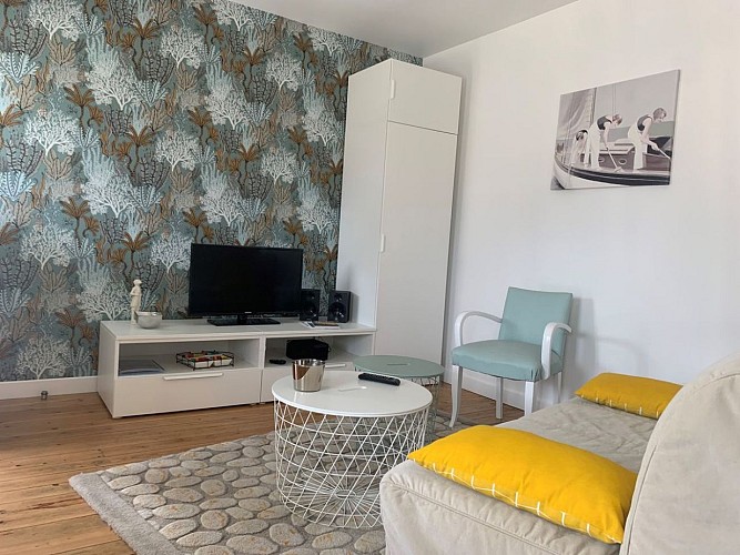 3-meuble-l-annexe-donville-les-bains