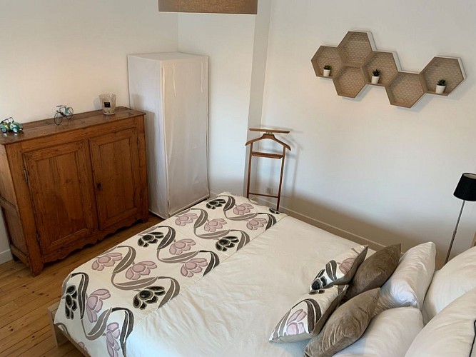 7-meuble-l-annexe-donville-les-bains