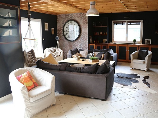 Bretteville-sur-Ay-meublé-black-pearl-4