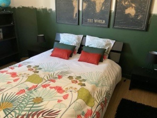 2024-balckpearl-chambre fleurs-tr