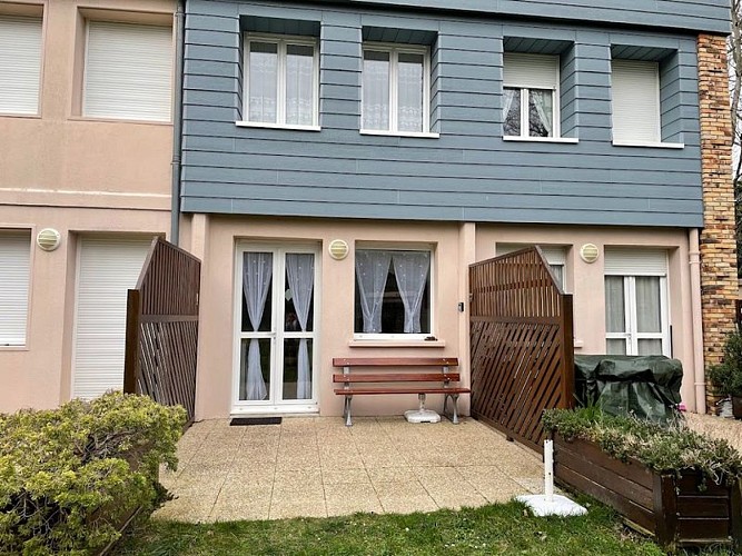 3-saint-pair-sur-mer-meuble-domaine-de-la-faisanderie