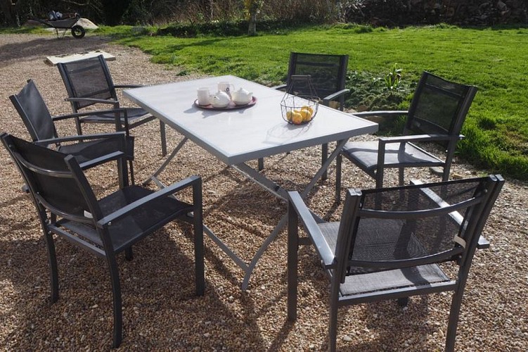 H8349-le-bois-aux-ecureuils-fierville-les-mines-2