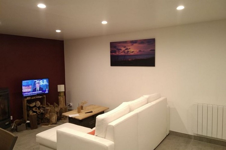 H8349-le-bois-aux-ecureuils-fierville-les-mines-7