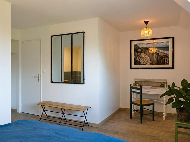 folligny-meuble-manoir-de-la-besliere-maree-basse-5