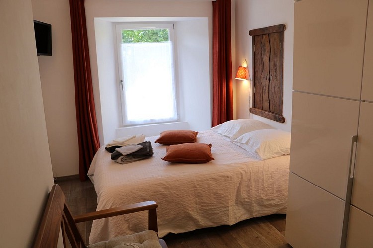 Saint-Germain-sur-Ay-chambres-d'hôtes-le-cottage-des-Mézières-7