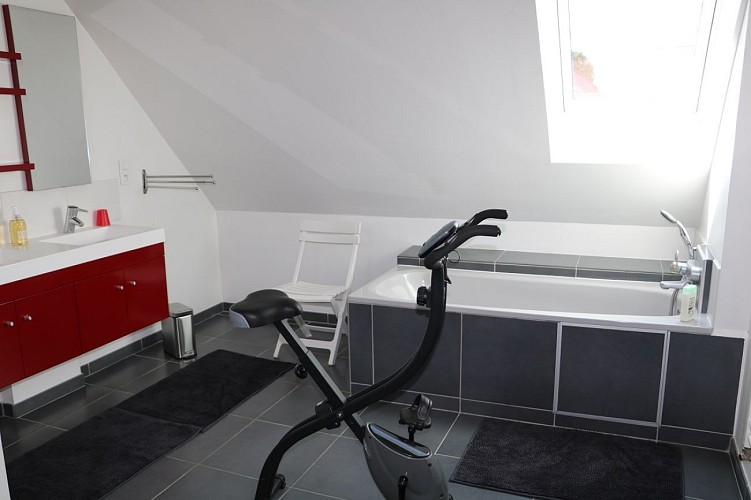 main-sur-Ay-chambres-d'hôtes-le-cottage-des-Mézières-10