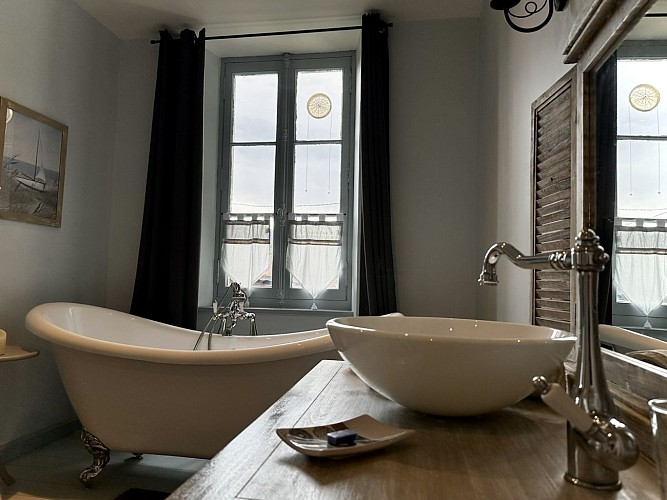 chambres-dhtes-baladous-padiolleau-montgaillard-de-salies_53484590490_o