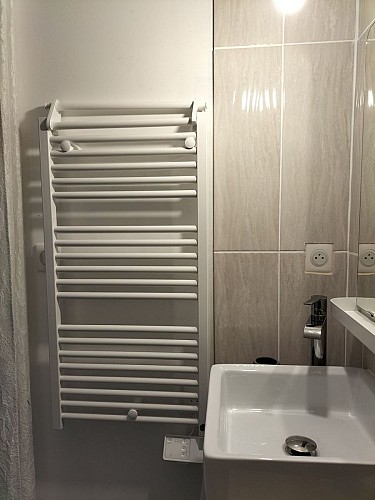 Rauville-la-place-tonnellier-l'atelier-9