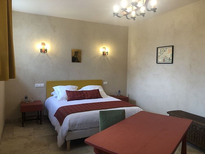 H33531-domaine-de-la-vallee-saint-martin-de-varreville-3