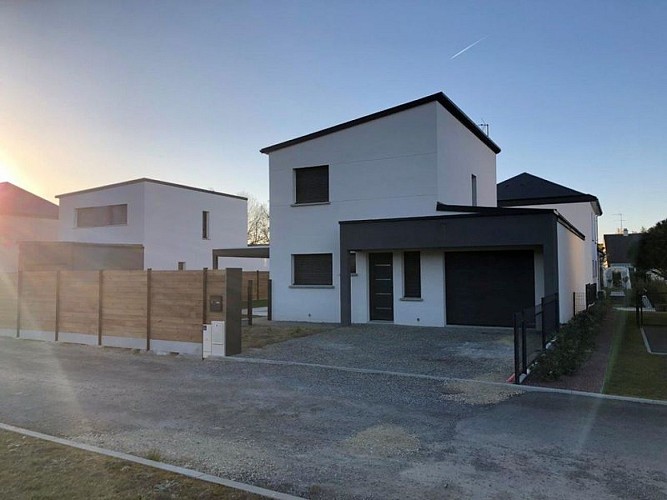 jullouville-meuble-duteil-1