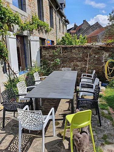 saint-pair-sur-mer-maison-de-mappie-et-tad-1