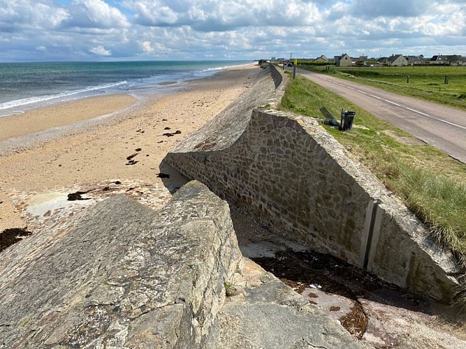 ravenoville-meuble-le-petit-hameau-1