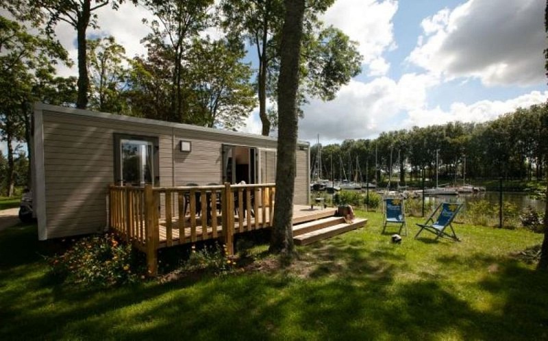 3-carentan-les-marais-camping-flower-le-haut-dick