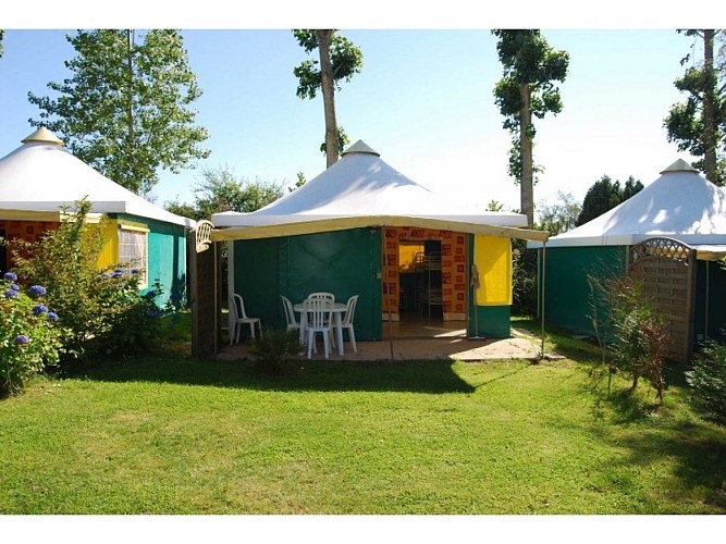 Sartilly-camping-le-montviron (1)