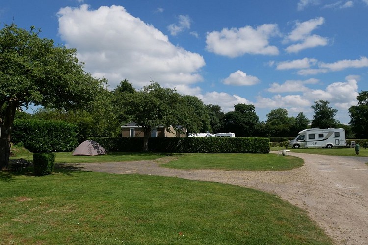 sainte-mere-eglise-camping-de-sainte-mere-7
