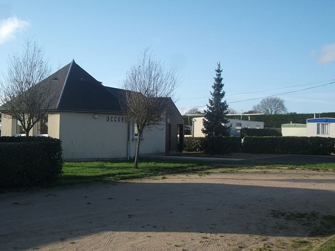 camping-les-landes-saint-germain-le-gaillard-2
