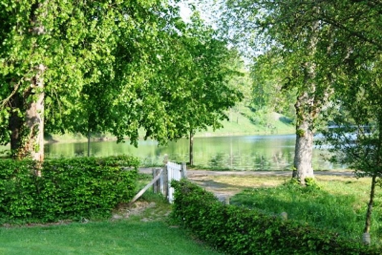 Camping Le Lac des Charmilles