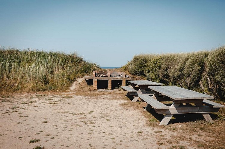 camping-municipal-la-devise-vauville-LH7