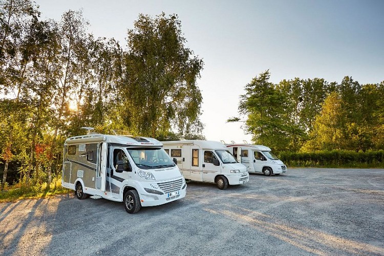 ducey-aire-camping-cars©Alexandre Lamoureux