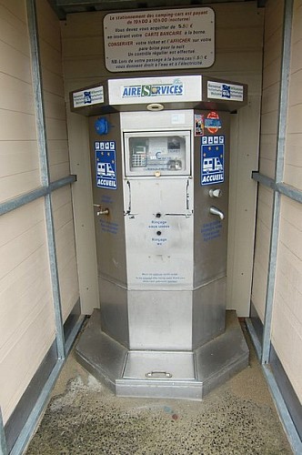 gouville-sur-mer-aire-de-camping-cars (3)