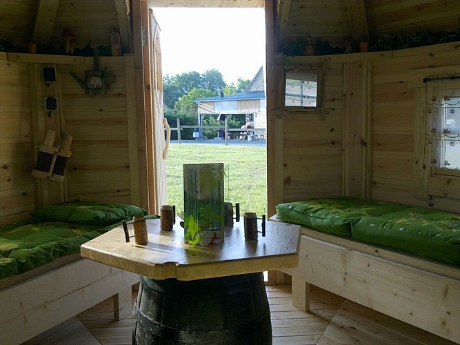 bolleville-ecurie-leseigneur-cabane-des-elfes-3