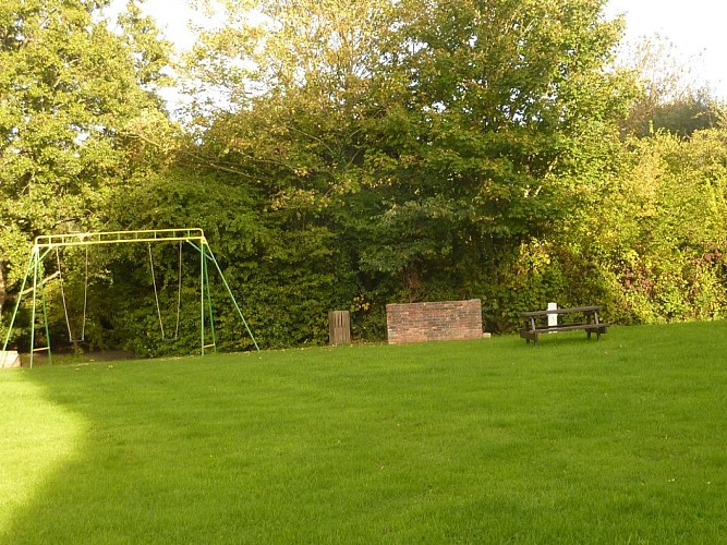 G66711-aire-naturelle-le-clos-vert-st-martin-daubigny-5