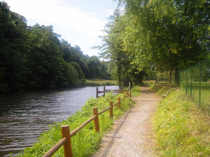 Ponton de pêche - Tessy-sur-Vire