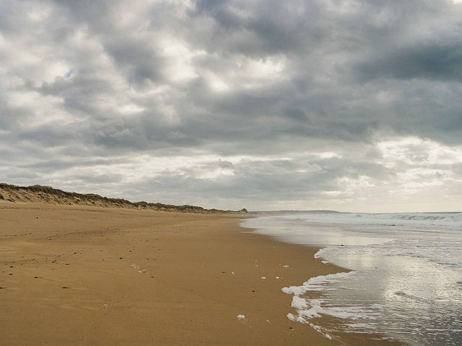 Aymeric-PICOT_Plage-de-Surtainville_Hiver_ODT-04475