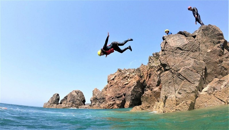 tourlaville-coasteering-9