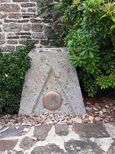 isigny-le-buat-chapelle-notre-dame (3)