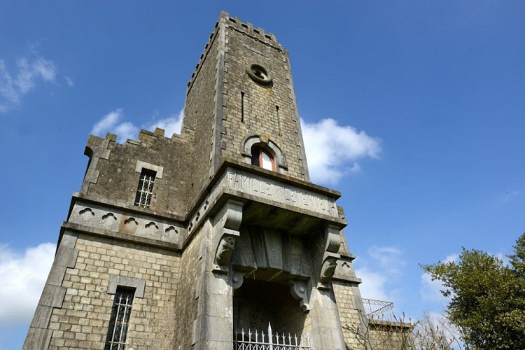 mausolee-letenneur-roncey-1