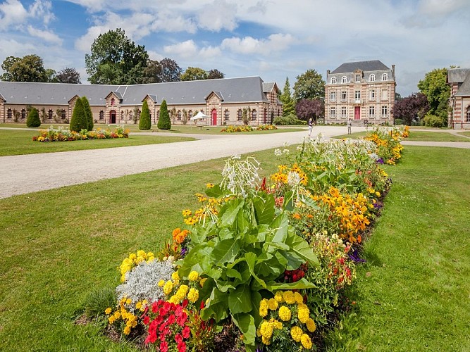 Le Haras National de Saint Lo © Sabina Lorkin // @anibasphotography
