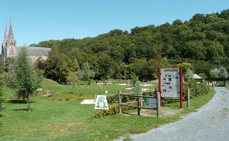 2012_Troisgots_La Chapelle sur Vire_vue chapelle 3_TIS