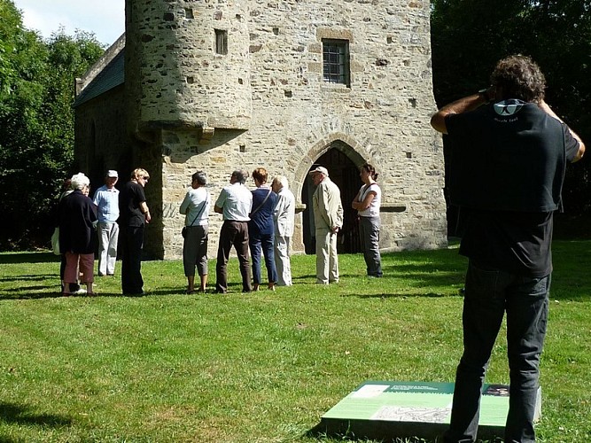 Ermitage-Saint-Gerbold-Gratot-1