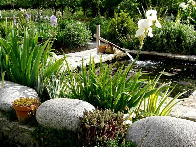 2013_AUDOUVILLE LA HUBERT_Jardin du Marais (2)